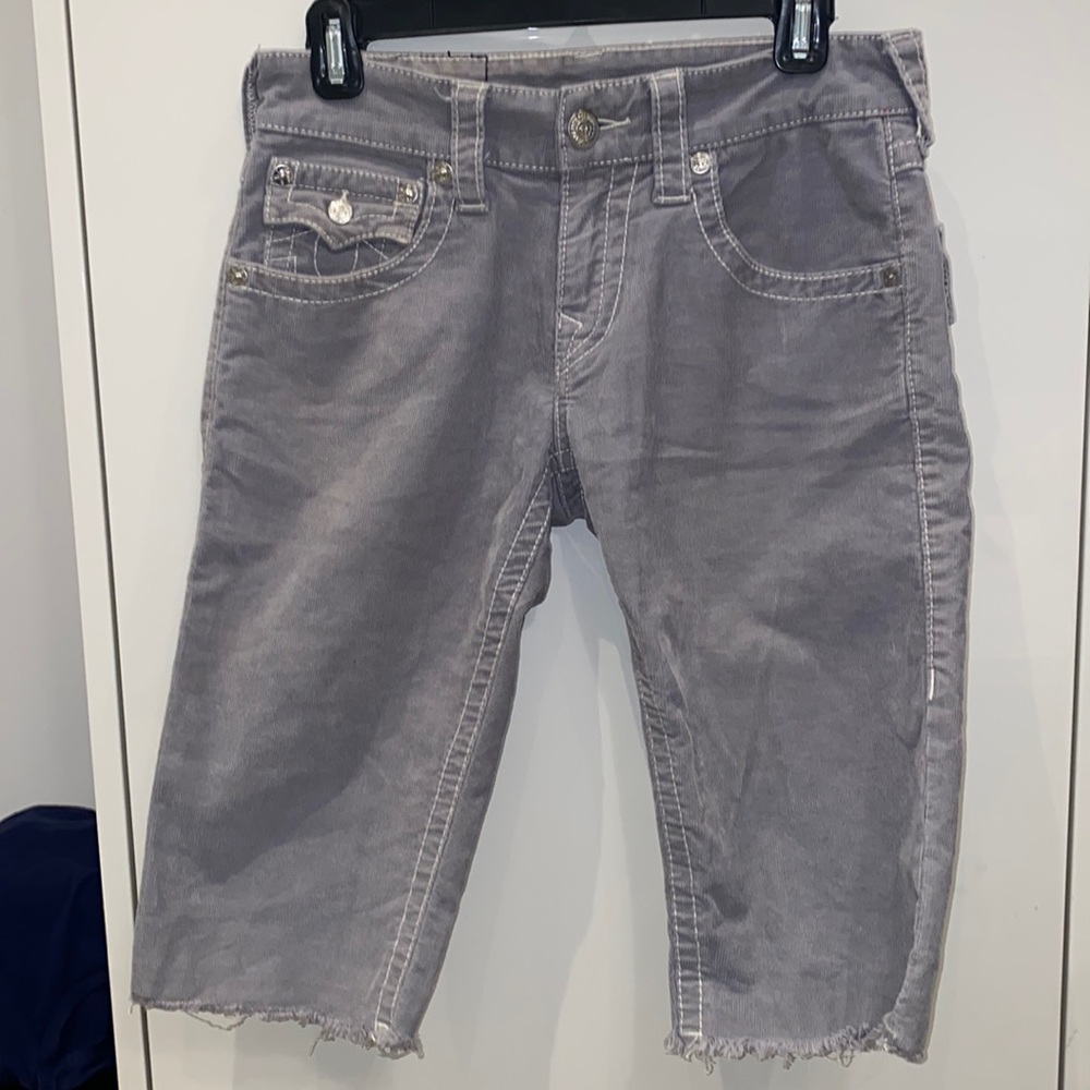 True Religin jean short grey color